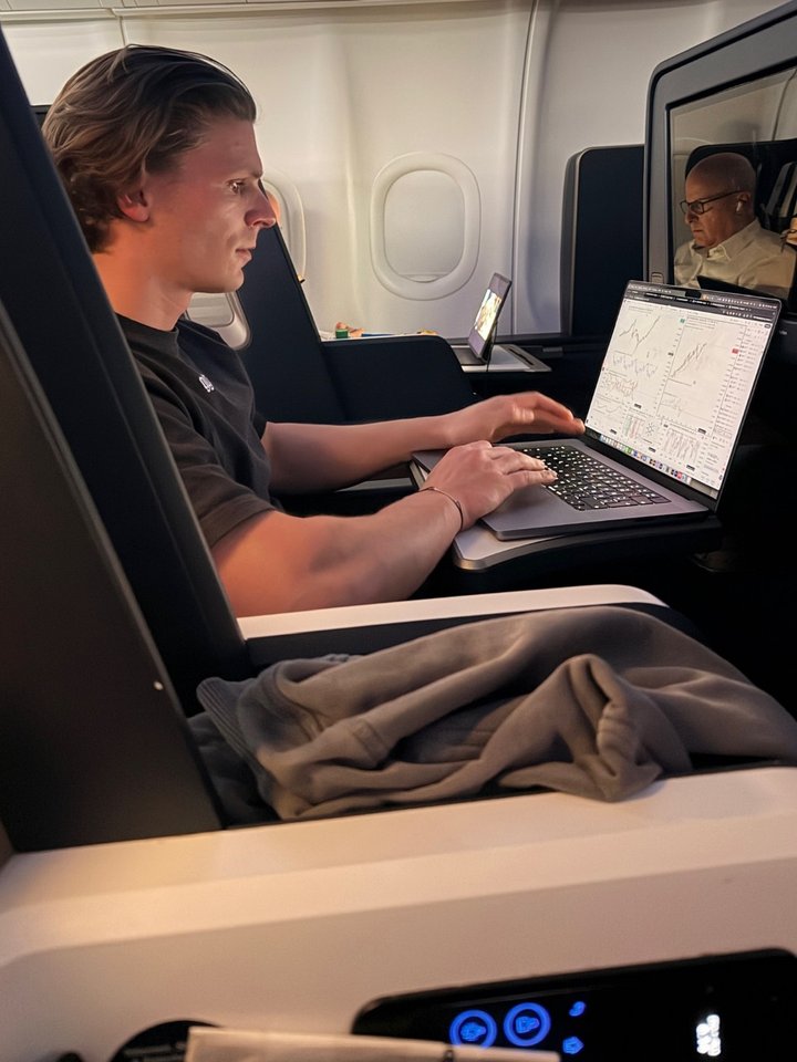 Chartanalyse im Flugzeug